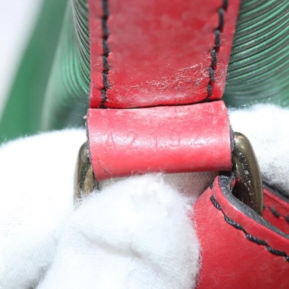 LOUIS VUITTON Epi Petit Noe Shoulder Bag Bicolor Green Red - Picture 10 of 16